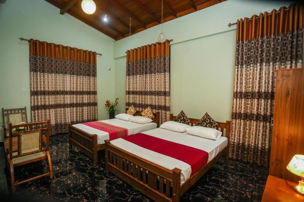 Nirosha Guest House Galle Bagian luar foto