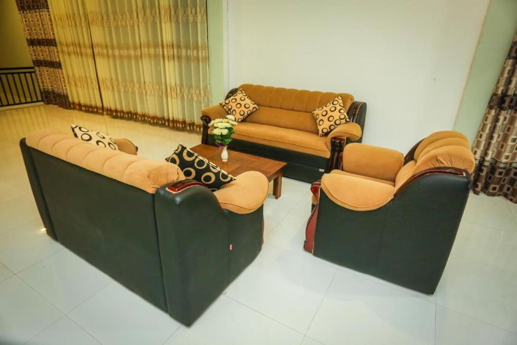 Nirosha Guest House Galle Bagian luar foto