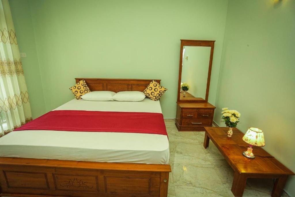 Nirosha Guest House Galle Bagian luar foto