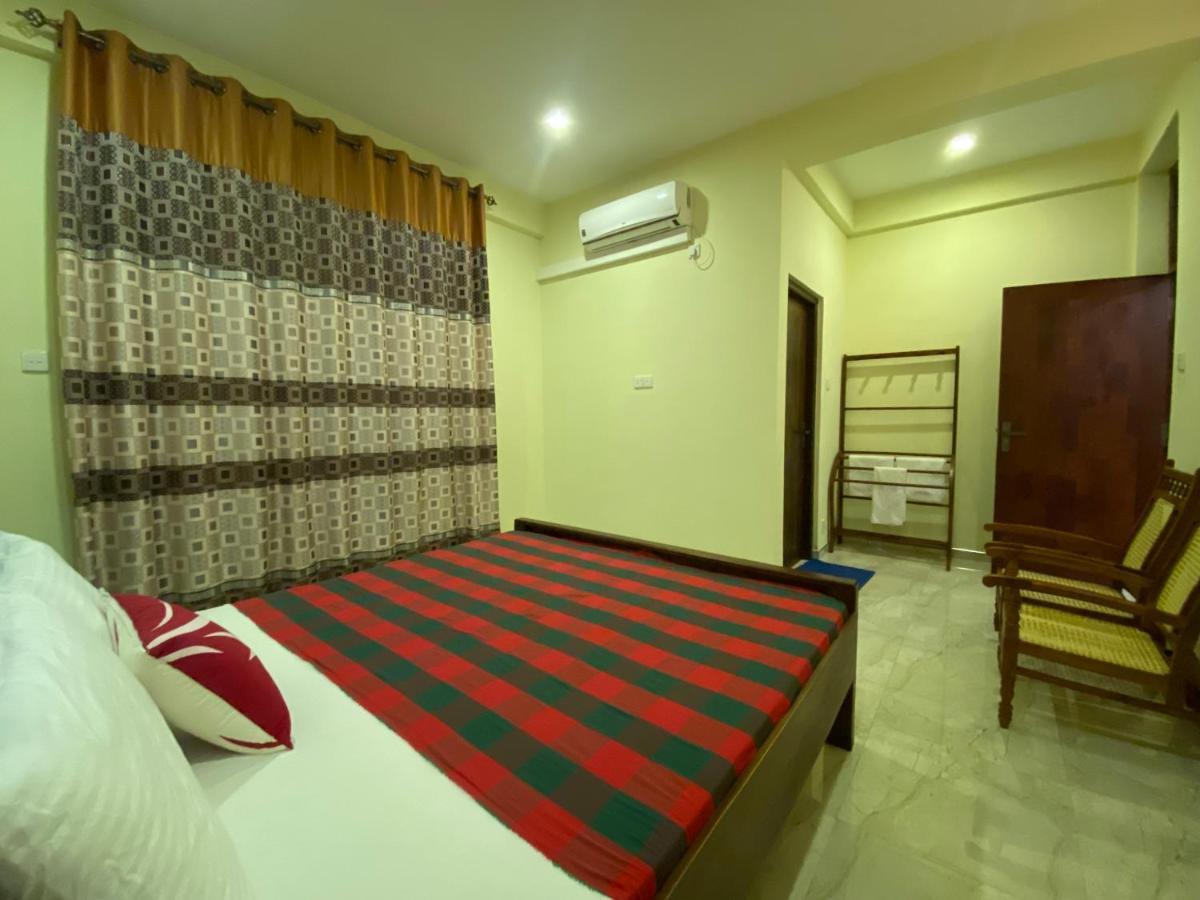 Nirosha Guest House Galle Bagian luar foto