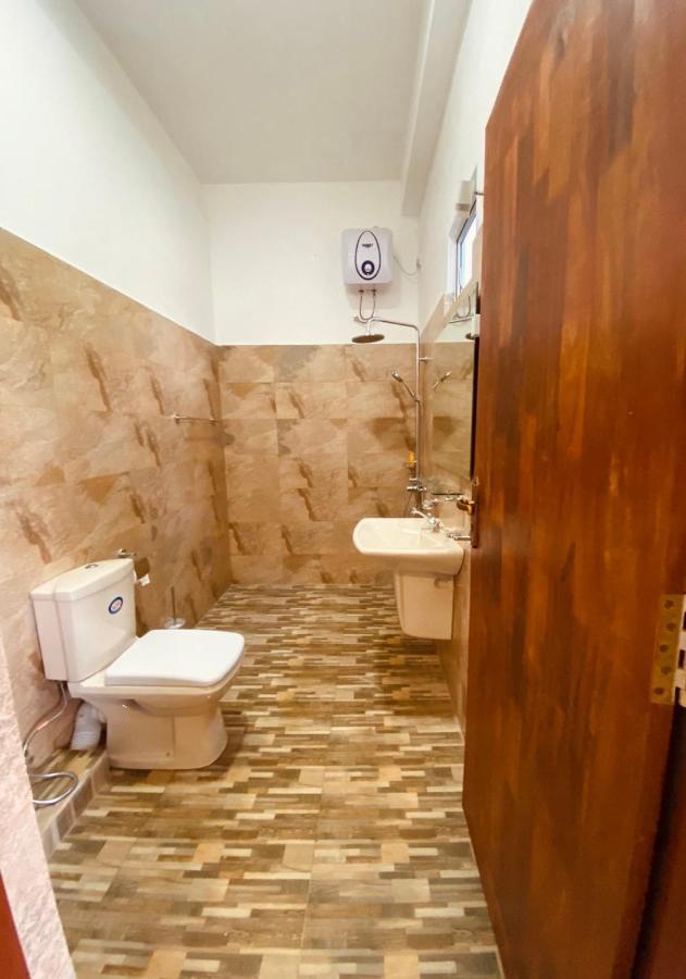 Nirosha Guest House Galle Bagian luar foto