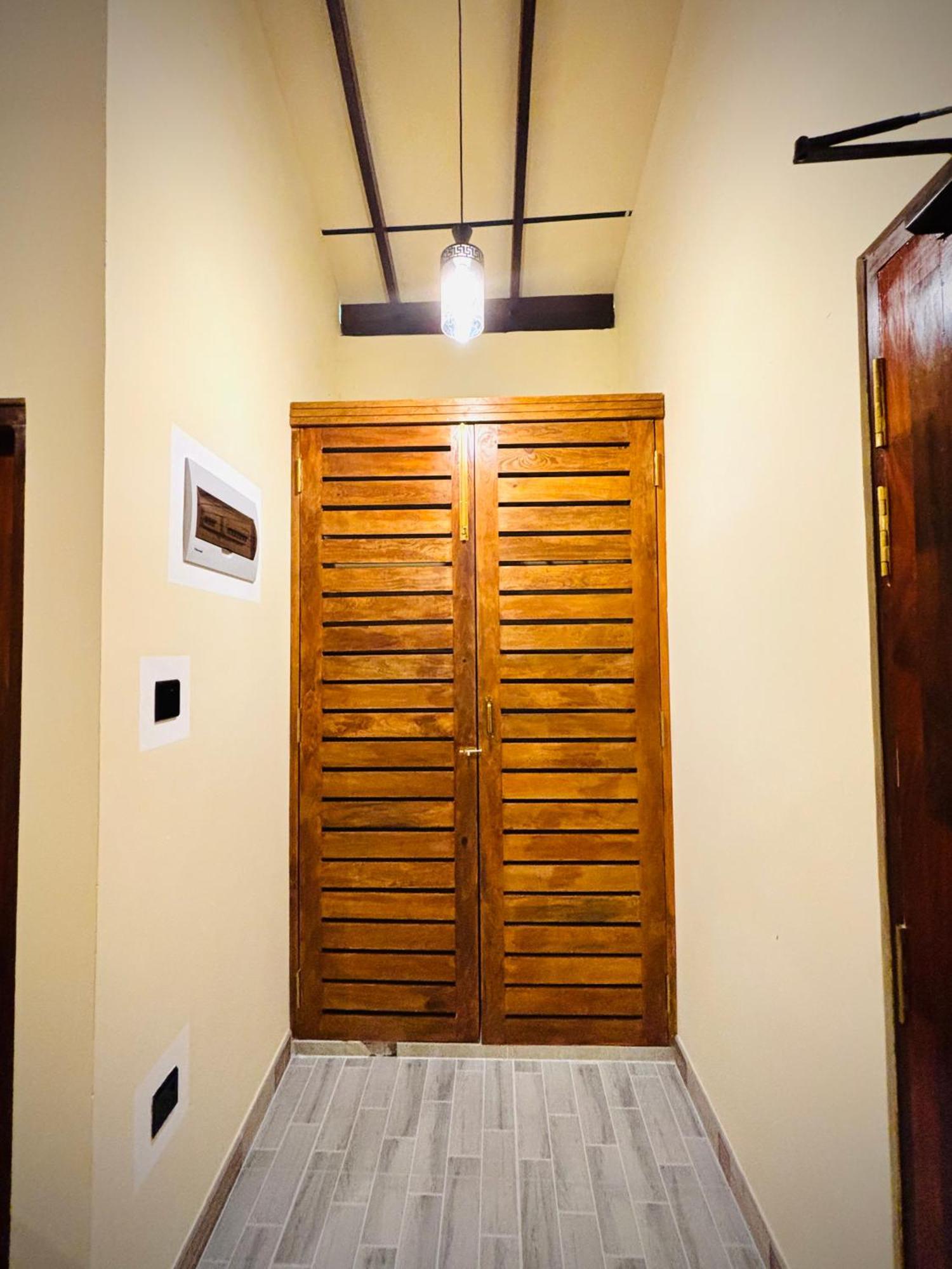 Nirosha Guest House Galle Bagian luar foto